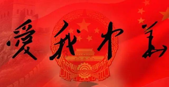 逃离昏暗下的小村